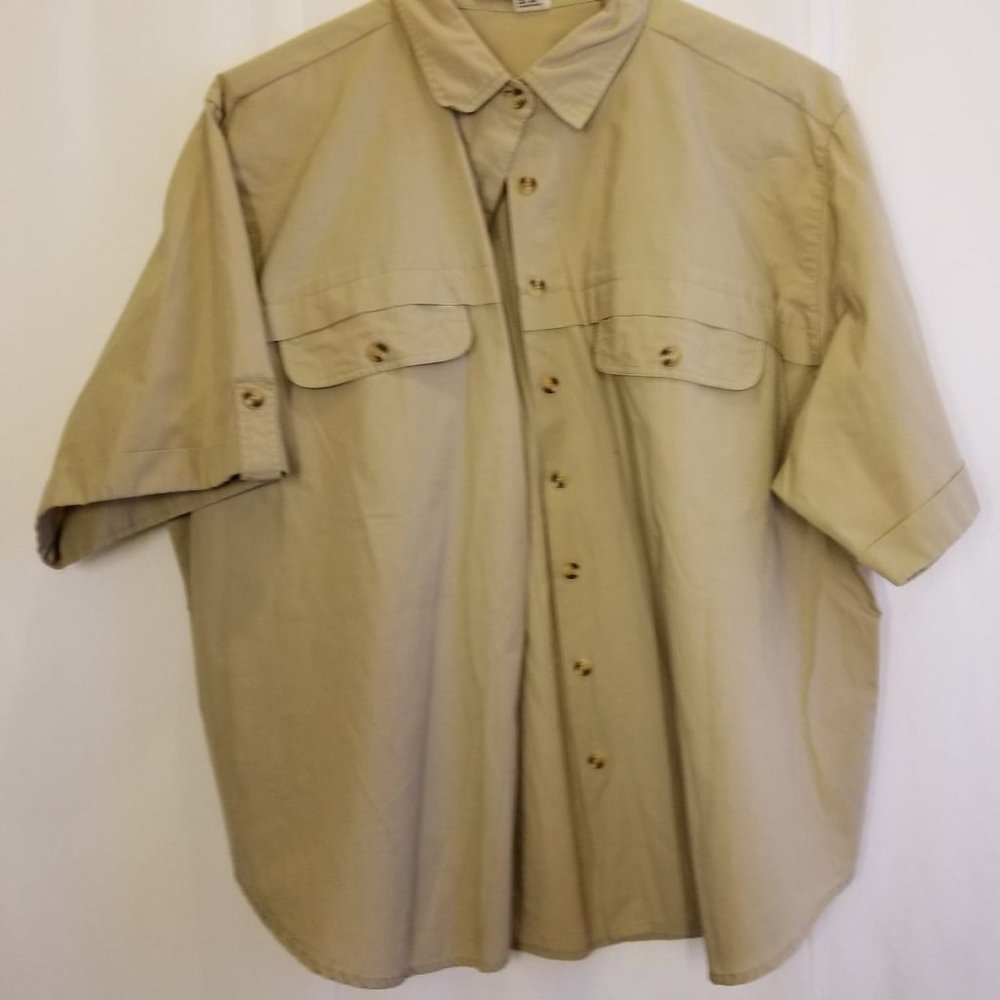 Shirt - Picture 2 of 4